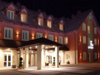 FERO EXPRESS hotel noclegi apartamenty pokoje wypoczynek w Polsce Kraków