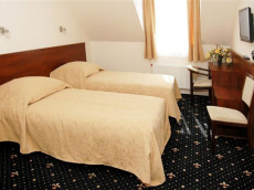 FERO EXPRESS hotel noclegi apartamenty pokoje wypoczynek w Polsce Kraków